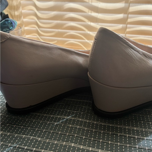 ECCO Shape 45 Woman’s Chic Leather Beige Wedge Shoes (Sz 7-7.5) - Picture 5 of 9